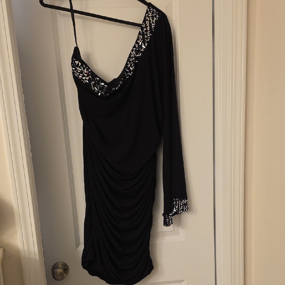 City Triangles Black One-Shoulder Dress with White Accents